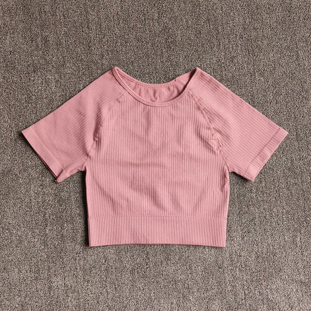 Sports Junkie – Women's Quick-Dry Crop Training Top