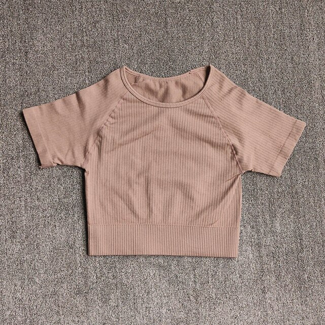Sports Junkie – Women's Quick-Dry Crop Training Top